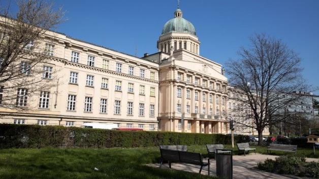 Dopis děkana Akademickému senátu KTF UK