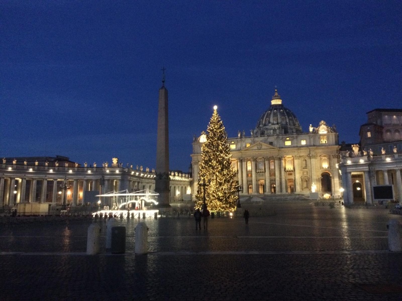 Vatikán těsně před Vánoci. Foto Marie Šefernová.